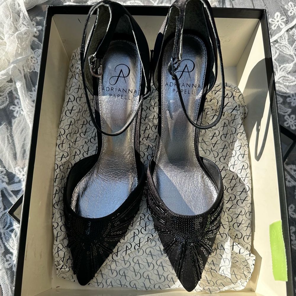 Adriana papell black satin heels, leather leather lining. SZ 8.5